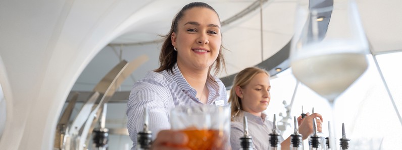 Barkeeper (m/w/d) an Bord der AIDA Schiffe