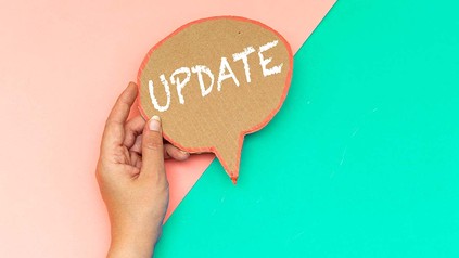 Post-it mit der Aufschrift 'Update'.