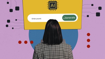 Frau sitzt vor grafisch dargestelltem Bildschirm auf dem ein KI-Chatbot abgebildet ist.