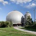 Das Berliner Planetarium bei Tag fotografiert.