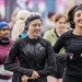 Junge Frauen beim Joggen im Rahmen des Outdoorsportfestes in München
