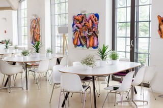 Innenraum des Café Nuno.