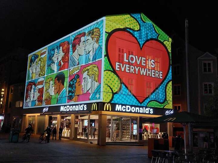 Rathausplatz Augsburg bei Lights Nights 2025