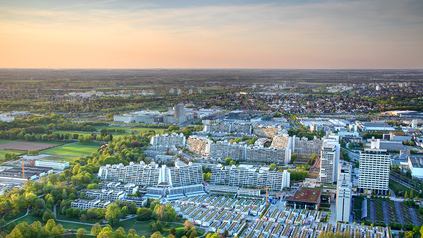 Luftaufnahme des Studierendenviertel Olympisches Dorf in München.