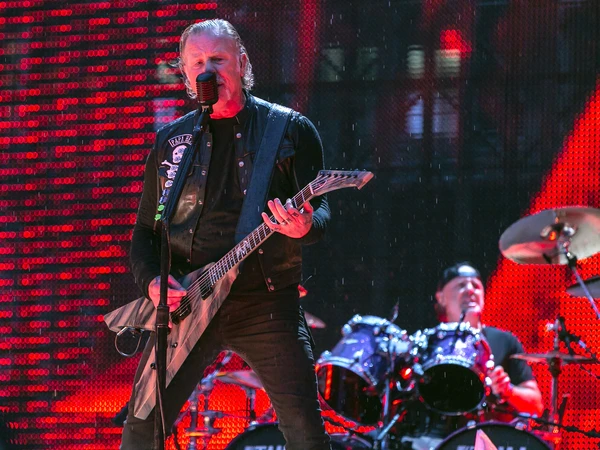 Metallica rockte die Olympia-Halle in Berlin. (Bildquelle: picture alliance / Geisler-Fotopress | Christoph Speidel/Geisler-Fotopress)